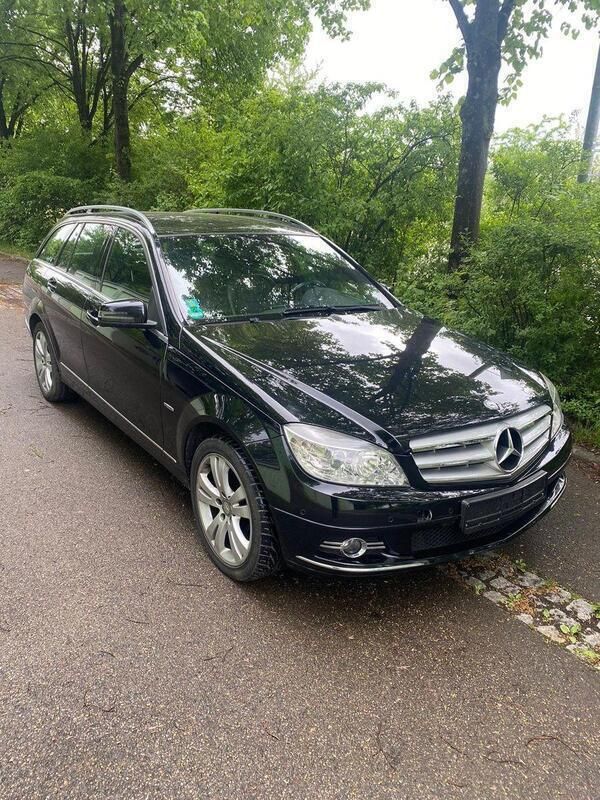 Schwarz Gebraucht 2010 Mercedes C220 Kombi | 6.700 € (Guter Preis) - Bild 1/4