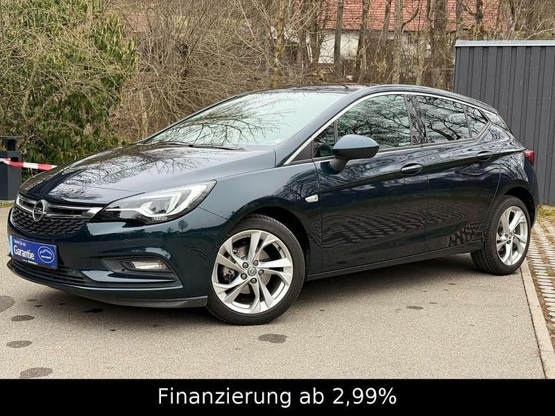 Gebraucht Opel Astra Dynamic 105 PS (77 kW) 2016 Grün Limousine