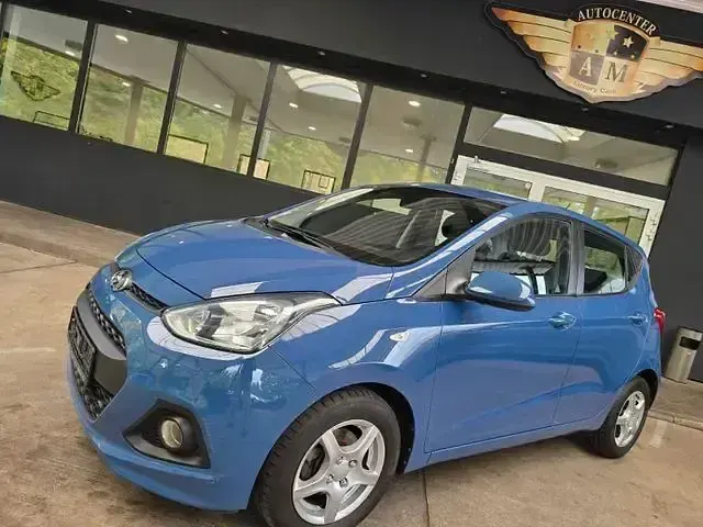 Gebraucht Hyundai i10 Trend 170 PS (125 kW) 2016 Blau Kleinwagen