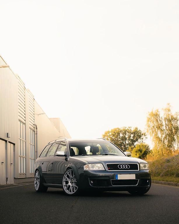 Second-hand Audi RS6 Performance 450 CP (330 kW) 2003 Gri Break