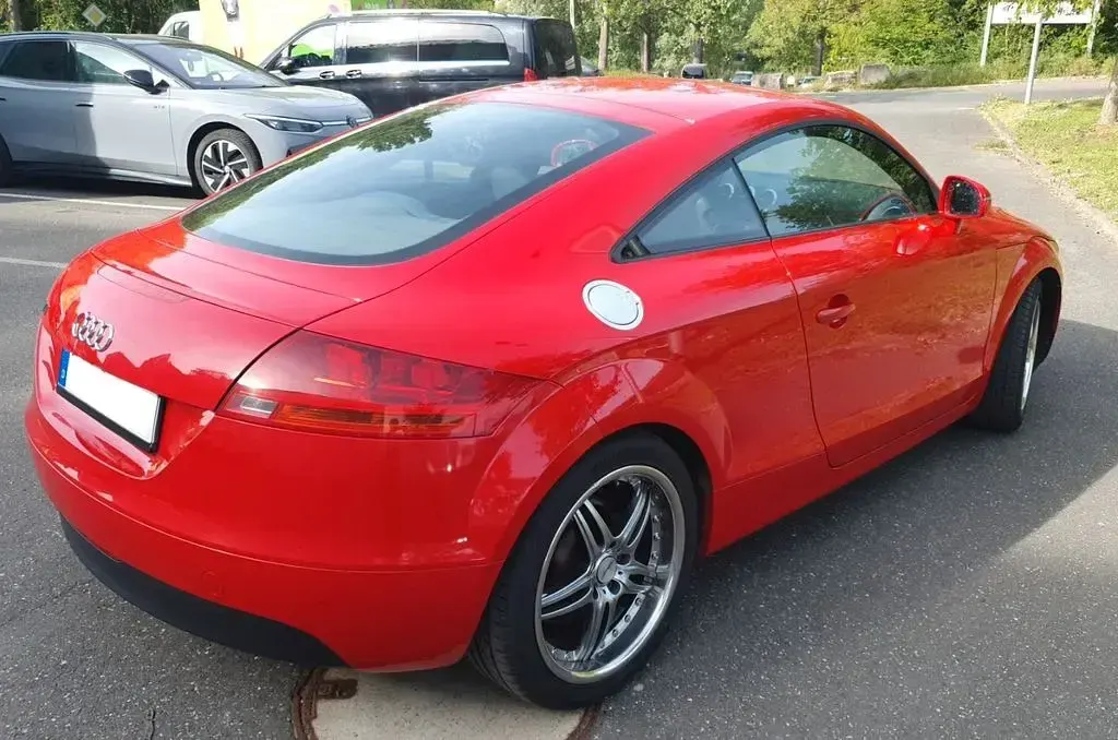 Second-hand Audi TT Sport 200 CP (147 kW) 2008 Roșu Coupe