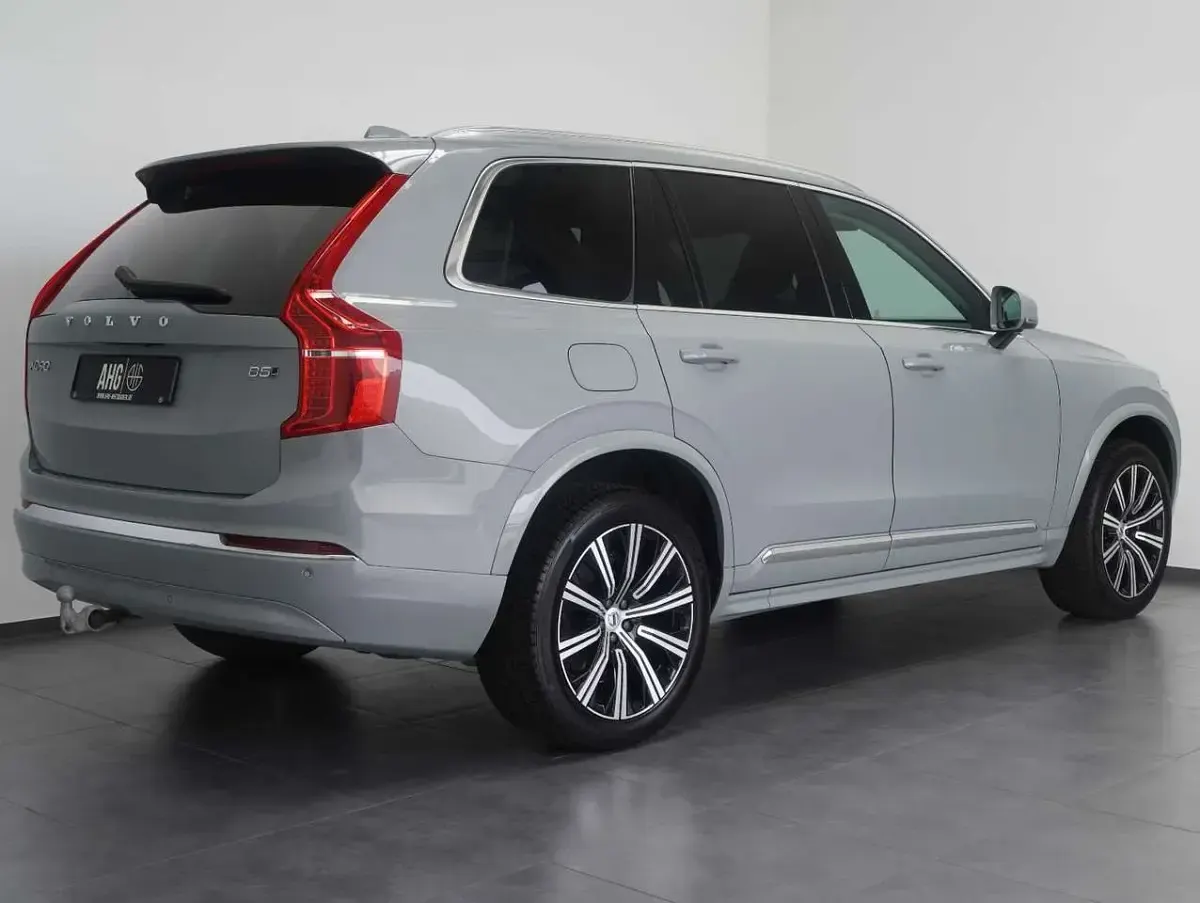 Gebraucht Volvo XC90 Plus 235 PS (172 kW) 2024 Grau SUV