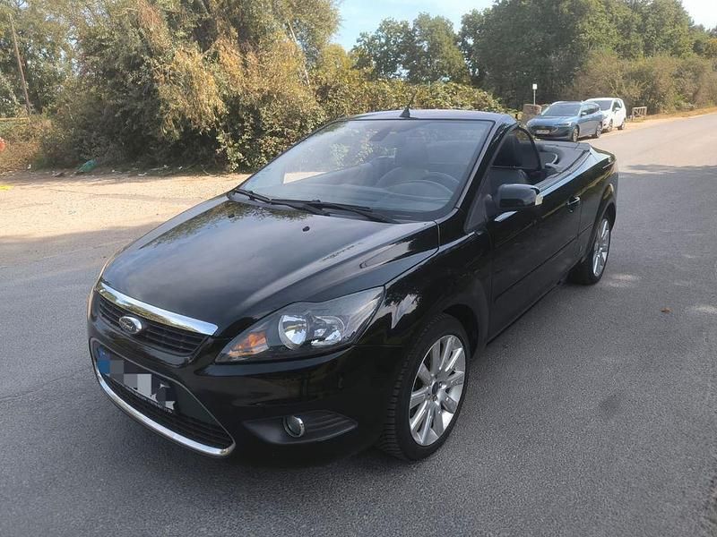 Schwarz Gebraucht 2009 Ford Focus Cabriolet Titanium Cabrio | 4.950 € (Fairer Preis) - Bild 1/4