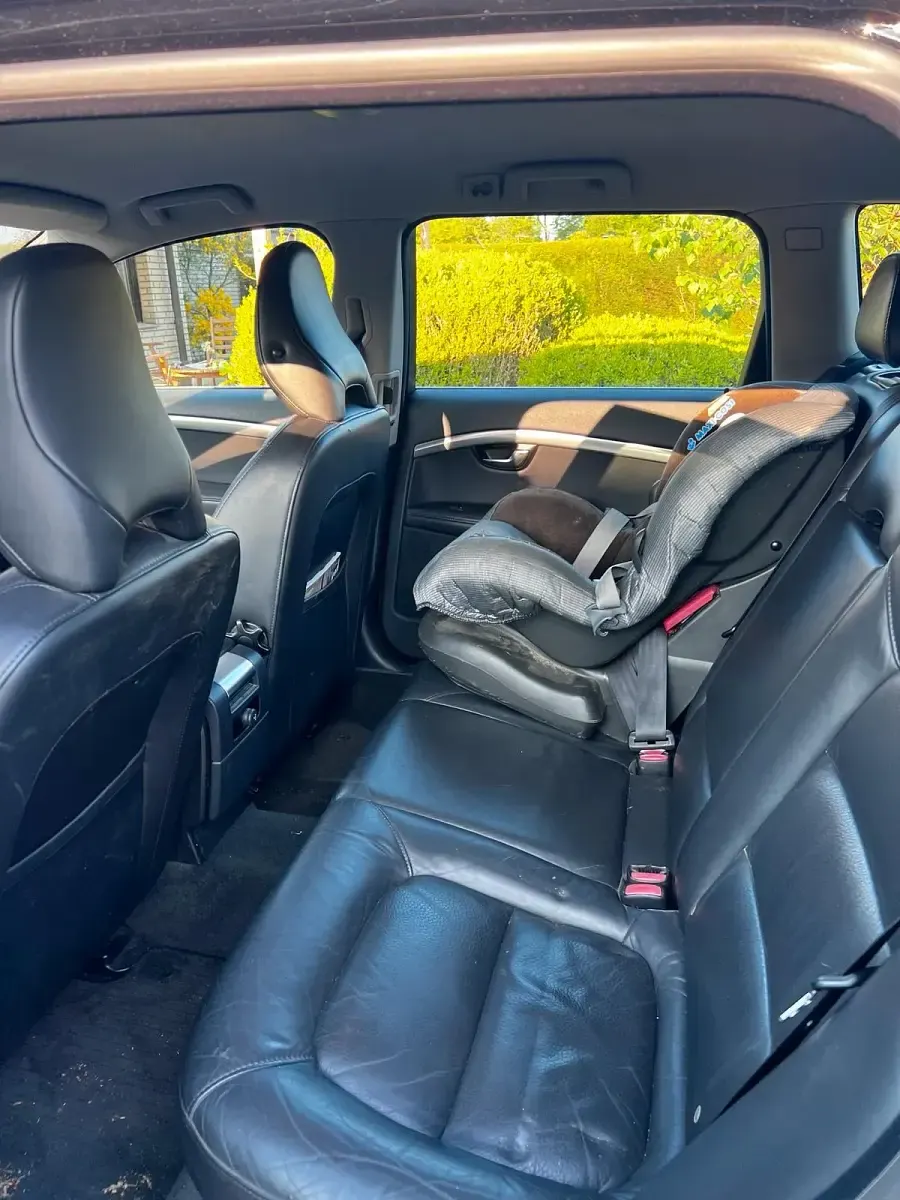 Gebraucht Volvo V70 181 PS (133 kW) 2014 Schwarz Kombi
