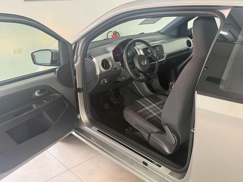 Gebraucht VW up! CLUB 60 PS (44 kW) 2016 Grau Kleinwagen