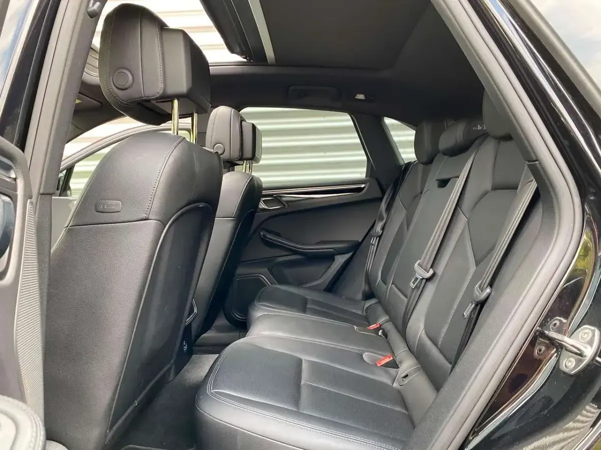 Gebraucht Porsche Macan S 354 PS (260 kW) 2019 Schwarz SUV