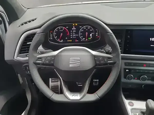 Nowe Seat Ateca FR 150 KM (110 kW) 2026 Biały SUV