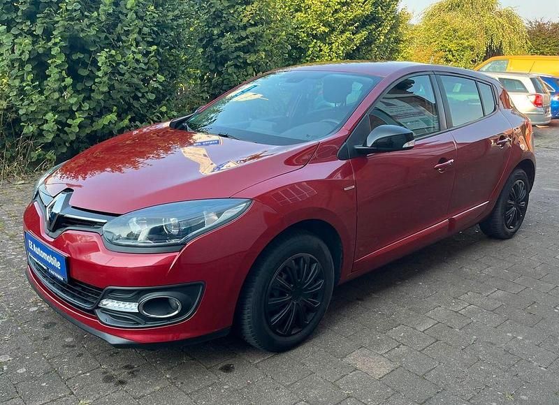Rot Gebraucht 2015 Renault Mégane LIMITED Limousine | 4.999 € (Superpreis) - Bild 1/4