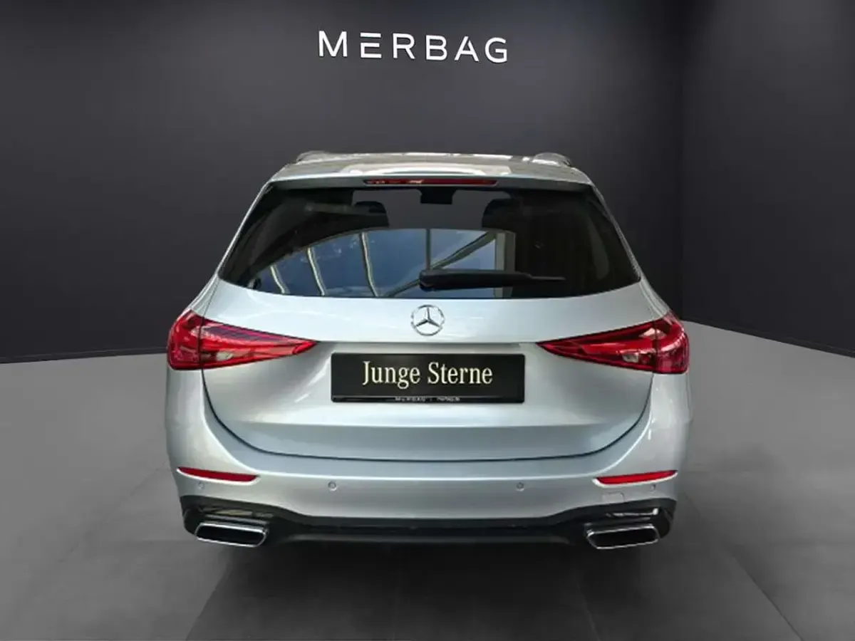Gebraucht Mercedes C300 AMG 258 PS (189 kW) 2022 Hightechsilber metallic Kombi