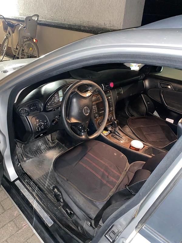 Gebraucht Mercedes C220 150 PS (110 kW) 2004 Silber Kombi