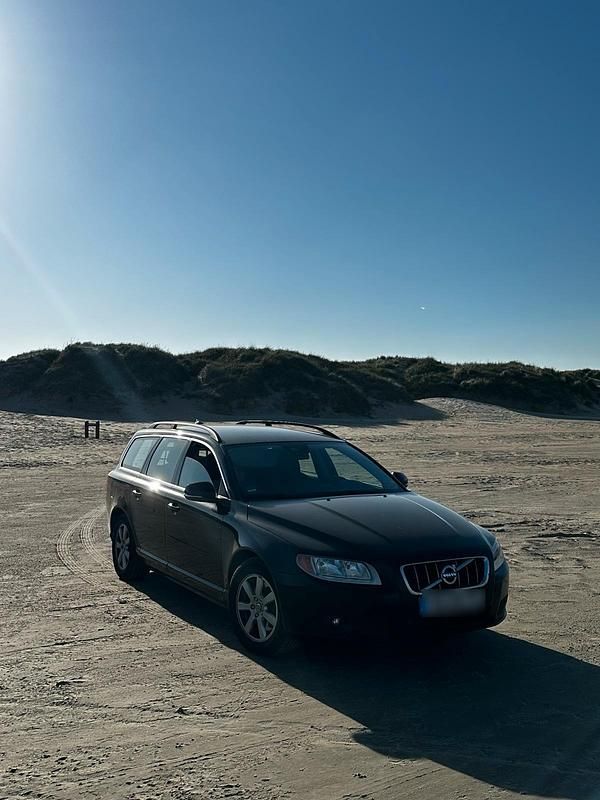 Gebraucht Volvo V70 163 PS (119 kW) 2011 Schwarz Kombi