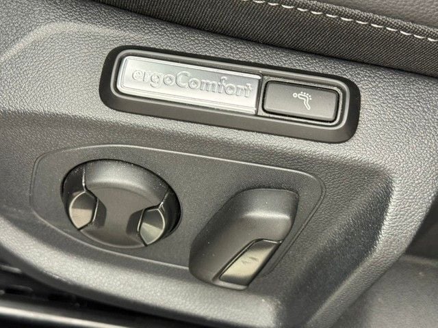 Gebraucht VW Arteon R-line 156 PS (114 kW) 2021 Kings red metallic Coupé