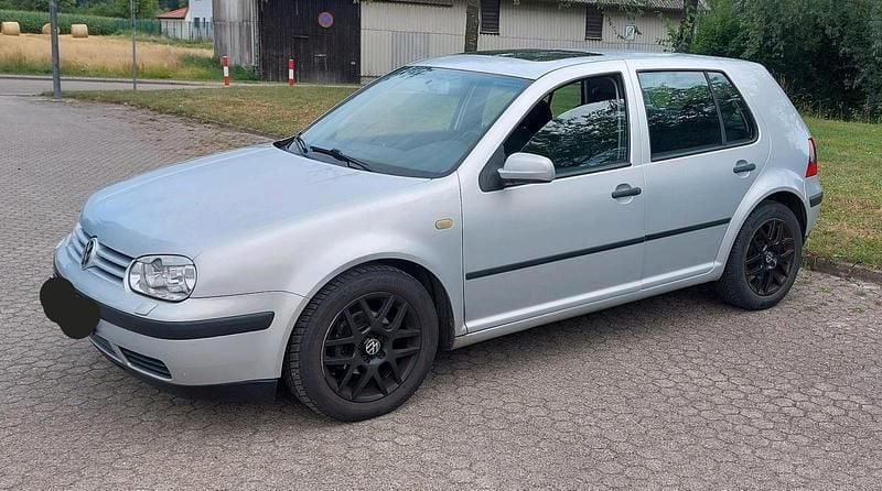 Silber Gebraucht 1999 VW Golf IV Limousine | 1.900 € (Fairer Preis) - Bild 1/4