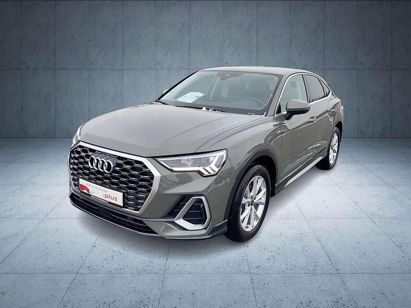 Chronosgrau metallic Gebraucht 2025 Audi Q3 Sportback S-Line SUV | 40.860 € (Guter Preis) - Bild 1/3