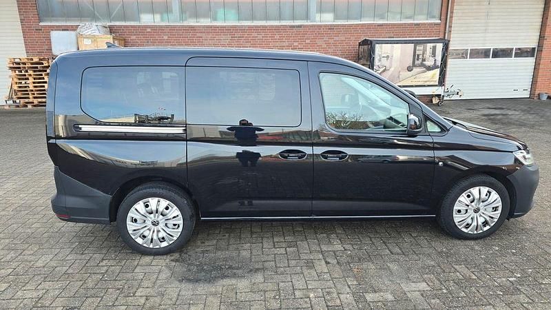 Gebraucht VW Caddy Maxi 122 PS (89 kW) 2021 Schwarz Van / Kleinbus