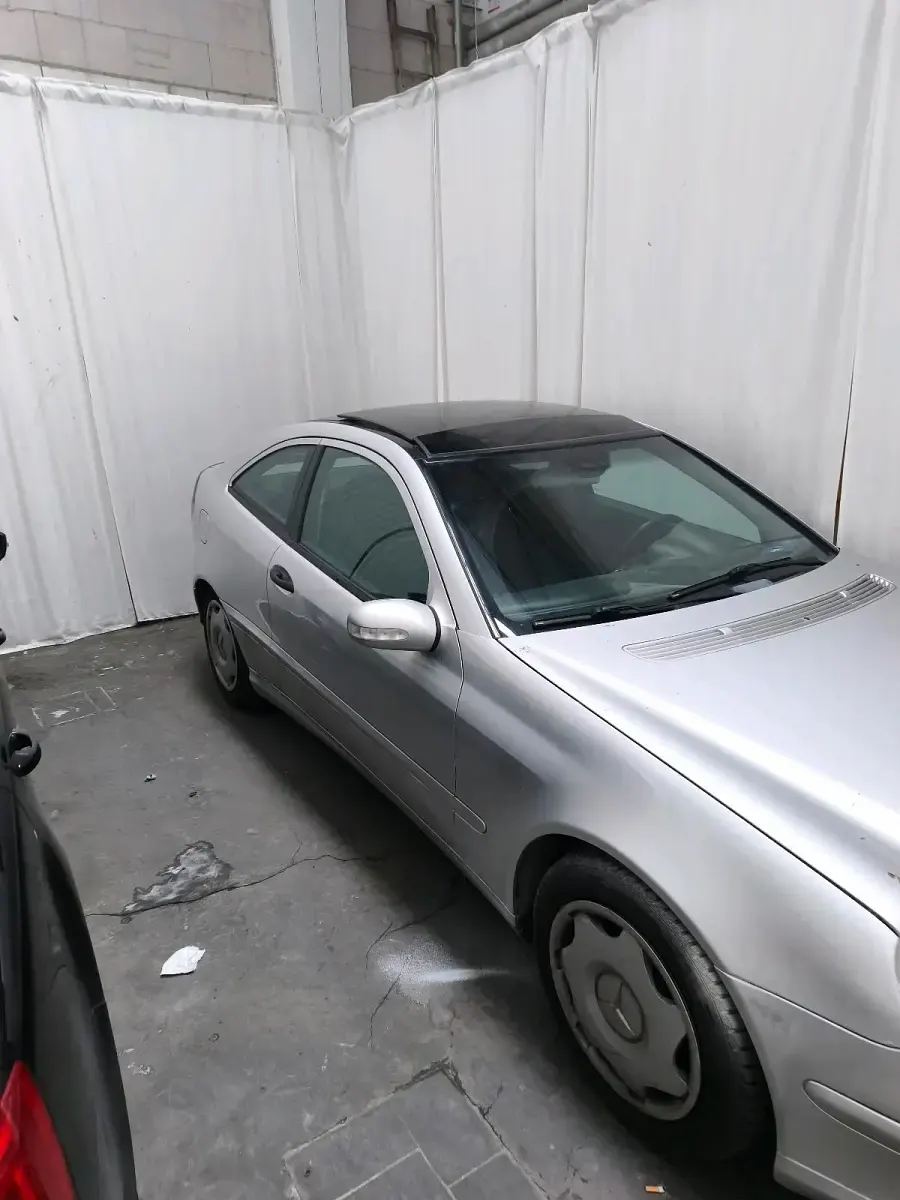 Gebraucht Mercedes C180 127 PS (93 kW) 2001 Kleinwagen
