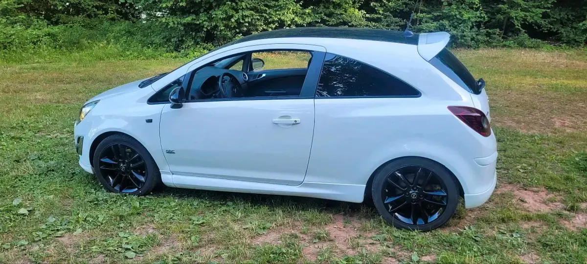 Gebraucht Opel Corsa OPC 90 PS (66 kW) 2014 Weiß Kleinwagen