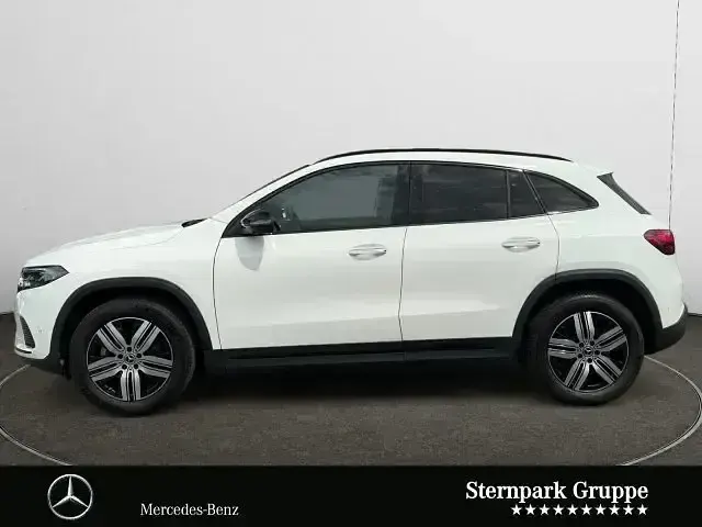 Gebraucht Mercedes EQA250 Electric Art 150 kW (204 PS) 2025 Weiß SUV