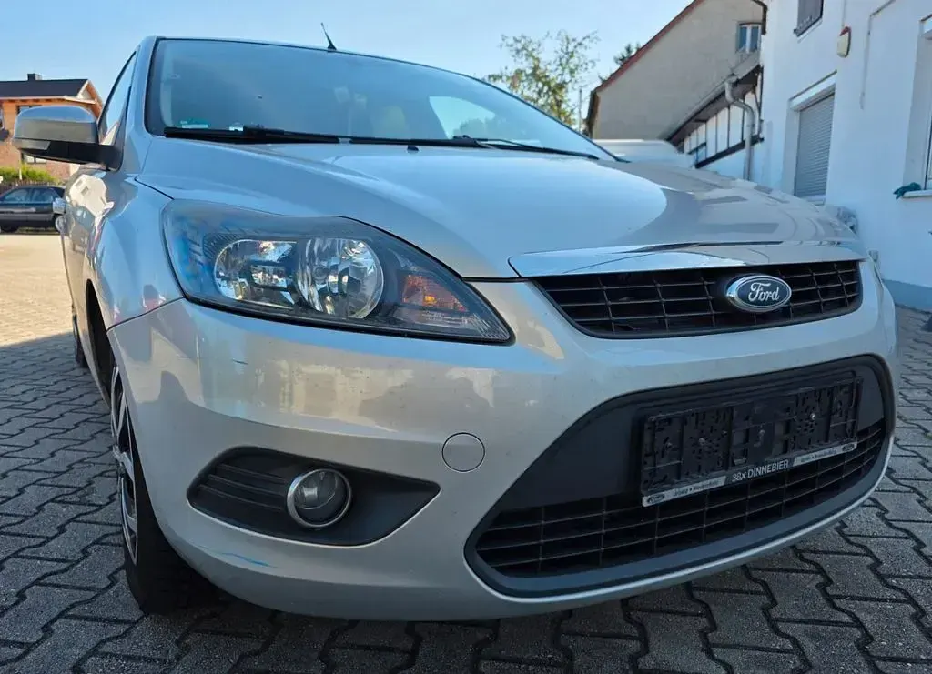 Gebraucht Ford Focus Sport 101 PS (74 kW) 2009 Silber Limousine
