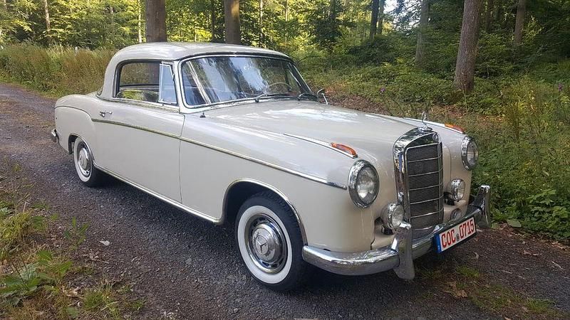 Gebraucht Mercedes 220 106 PS (77 kW) 1959 Weiß Coupé