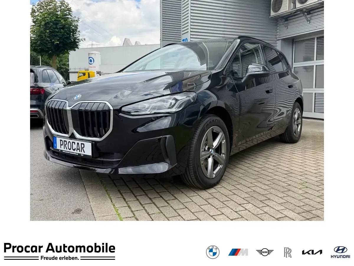 Gebraucht BMW 218 136 PS (100 kW) 2026 Van / Kleinbus