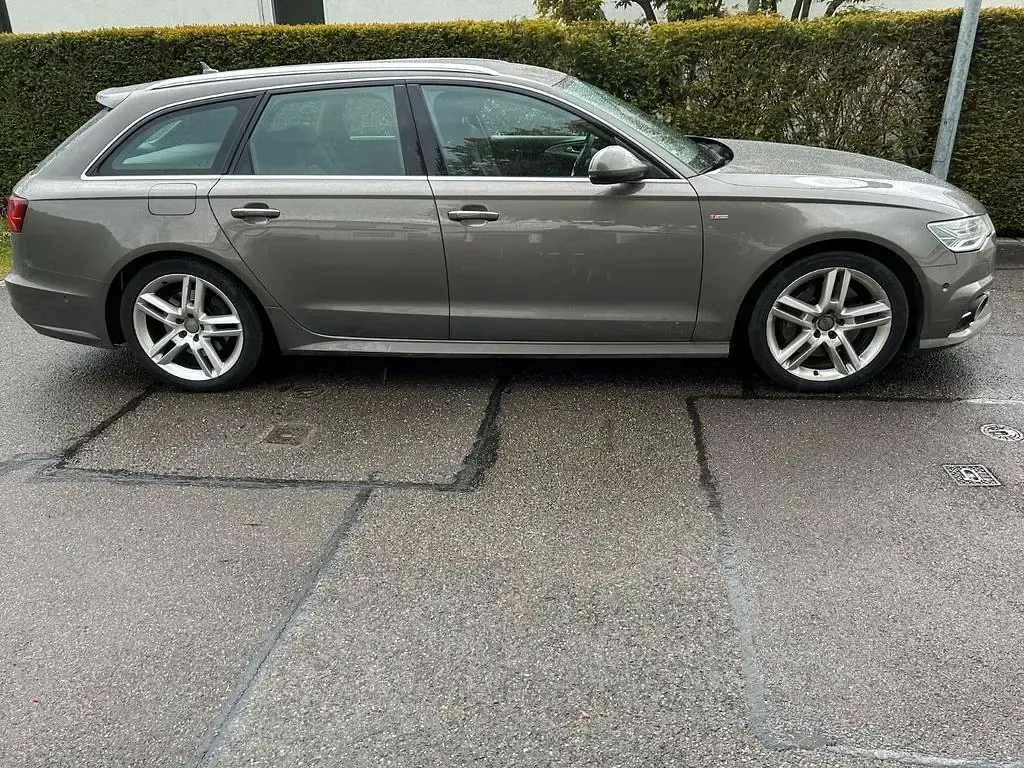 Gebraucht Audi A6 Ambiente 360 PS (264 kW) 2015 Grau Kombi