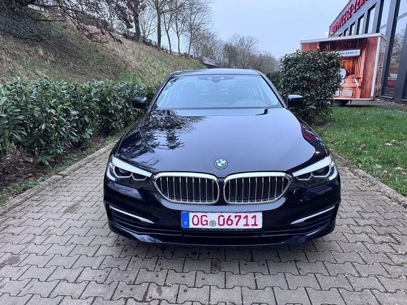 Gebraucht BMW 530 265 PS (194 kW) 2017 Schwarz Limousine