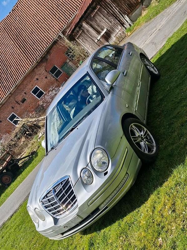 Gebraucht Kia Opirus 204 PS (150 kW) 2004 Silber Limousine