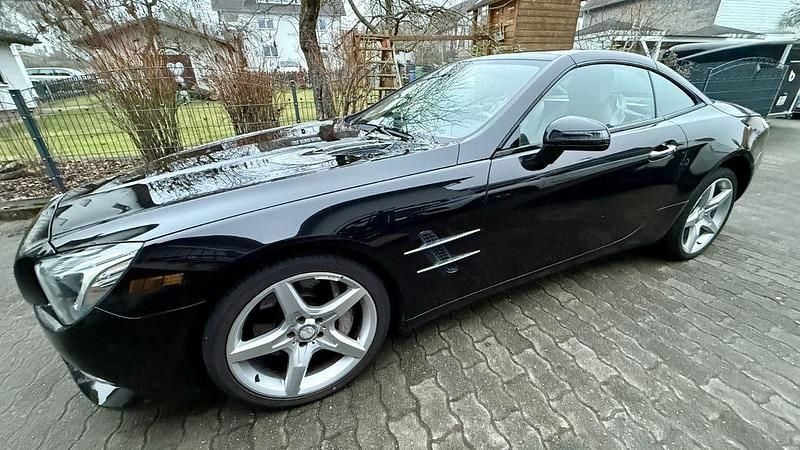 Gebraucht Mercedes SL500 435 PS (319 kW) 2012 Schwarz Cabrio