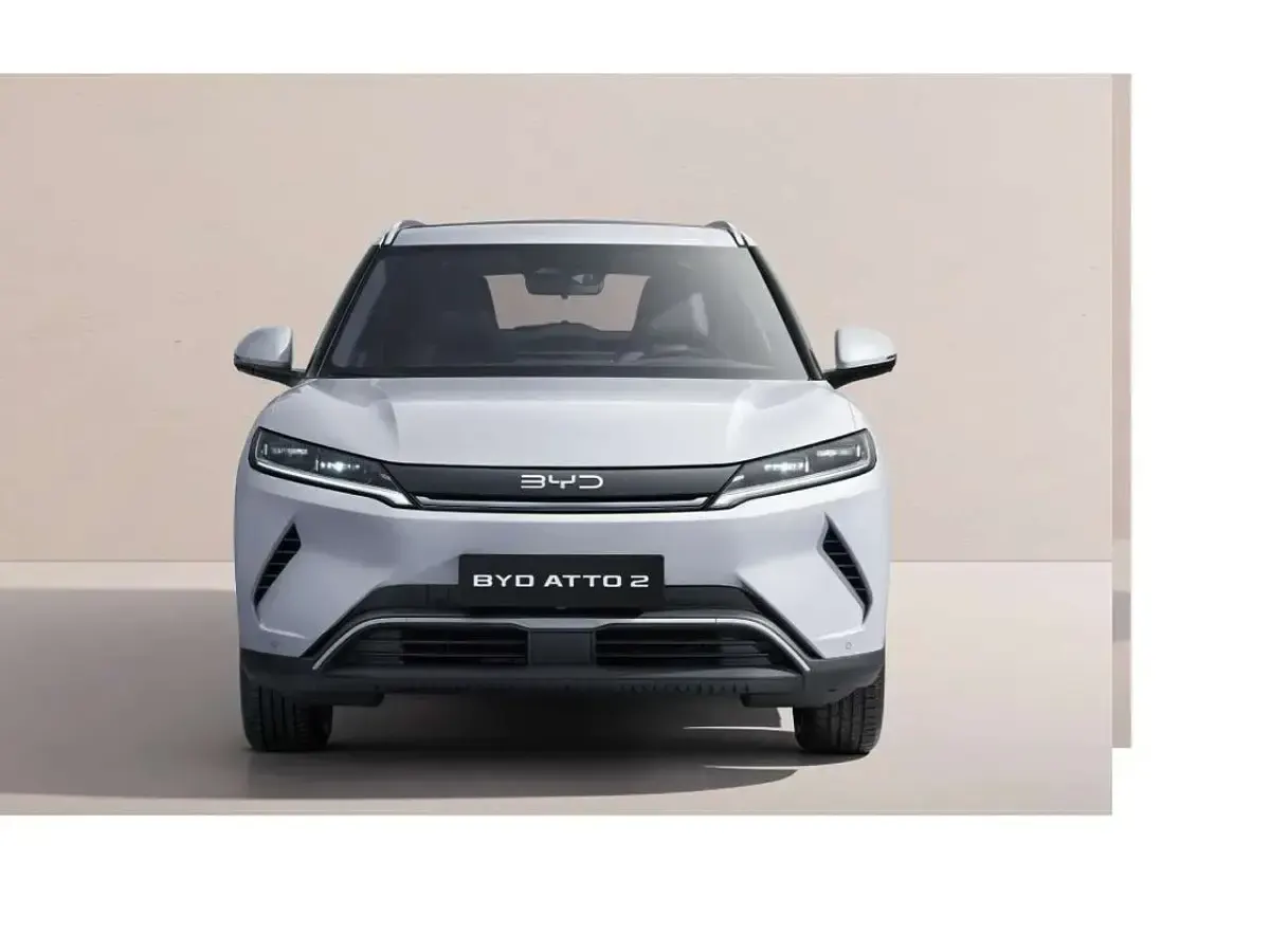 Gebraucht BYD Atto 2 Comfort 2026 Skiing white SUV
