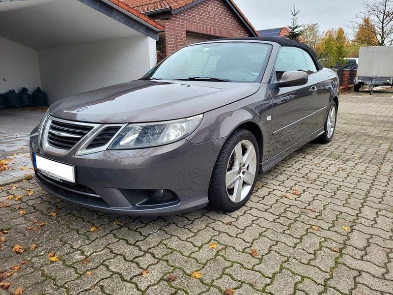 Grau Gebraucht 2007 Saab 9-3 Cabriolet Vector Cabrio | 7.000 € (Fairer Preis) - Bild 1/4
