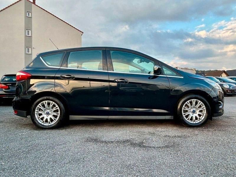 Używany Ford Grand C-Max 140 KM (102 kW) 2011 Niebieski Minivan