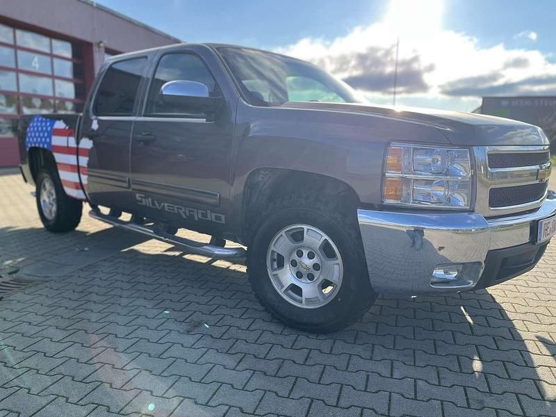 Gebraucht Chevrolet Silverado 320 PS (235 kW) 2013 Braun SUV
