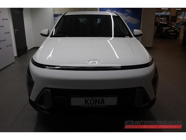 Neu Hyundai Kona Select 150 PS (110 kW) 2026 Sol (weiss SUV