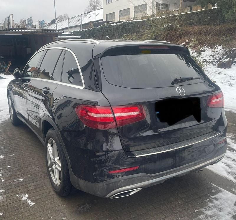 Gebraucht Mercedes GLC250 AMG line 204 PS (150 kW) 2017 Schwarz SUV