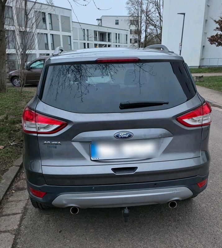 Gebraucht Ford Kuga 163 PS (119 kW) 2013 Andere farben SUV