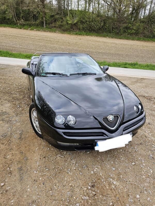 Schwarz Gebraucht 2002 Alfa Romeo Spider Cabrio | 3.590 € (Superpreis) - Bild 1/4