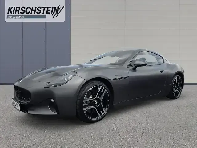 Gebraucht Maserati Granturismo 559 kW (761 PS) 2024 Grau Coupé