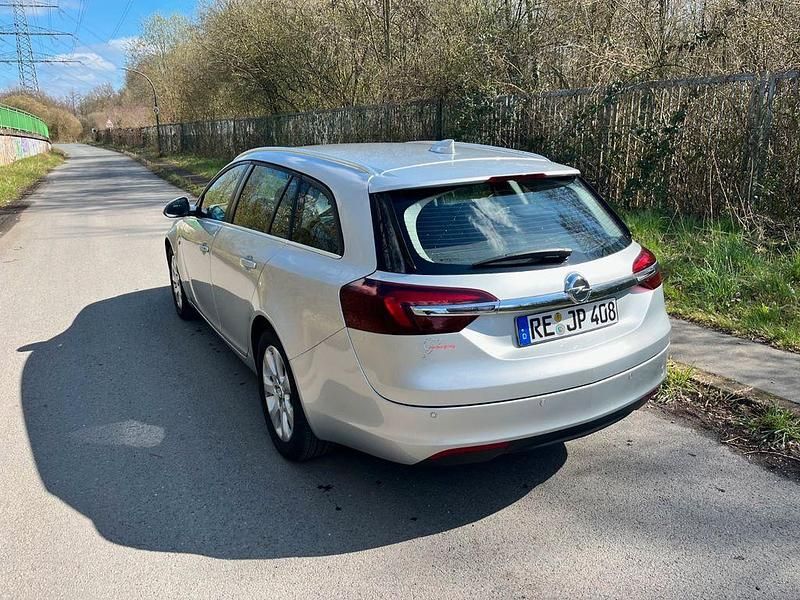 Gebraucht Opel Insignia 136 PS (100 kW) 2017 Silber Kombi