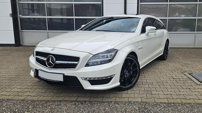 Weiß Gebraucht 2012 Mercedes CLS63 AMG Shooting Brake AMG Kombi | 54.990 € (Teuer) - Bild 1/4
