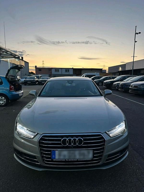 Andere farben Gebraucht 2015 Audi A7 Sportback Business Plus Kleinwagen | 25.000 € (Teuer) - Bild 1/4