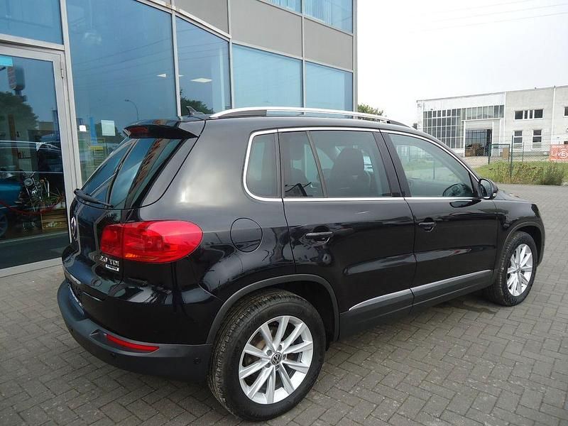 Gebraucht VW Tiguan Sportline 110 PS (80 kW) 2015 Schwarz SUV