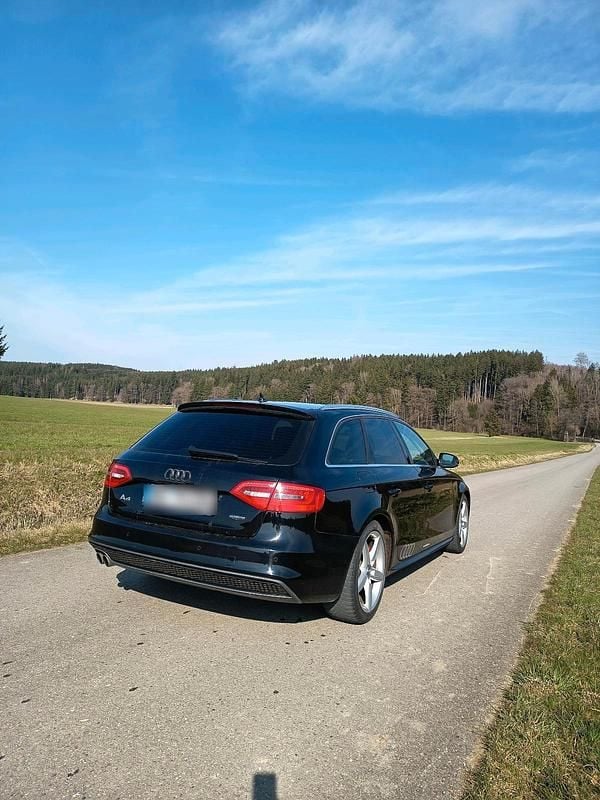 Second-hand Audi A4 S-Line 190 CP (139 kW) 2014 Negru Break