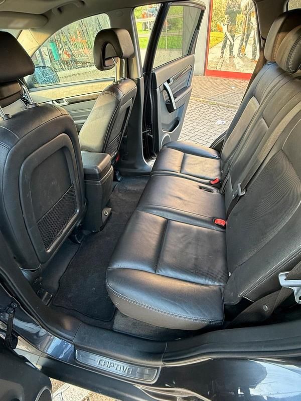 Gebraucht Chevrolet Captiva 184 PS (135 kW) 2014 Grau SUV