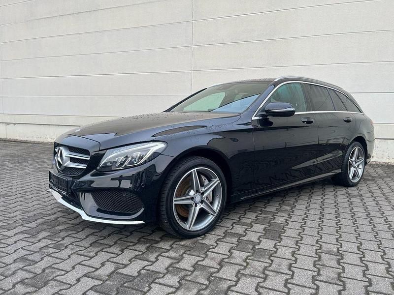 Gebraucht Mercedes C400 AMG line 333 PS (244 kW) 2016 Obsidianschwarz metallic Limousine