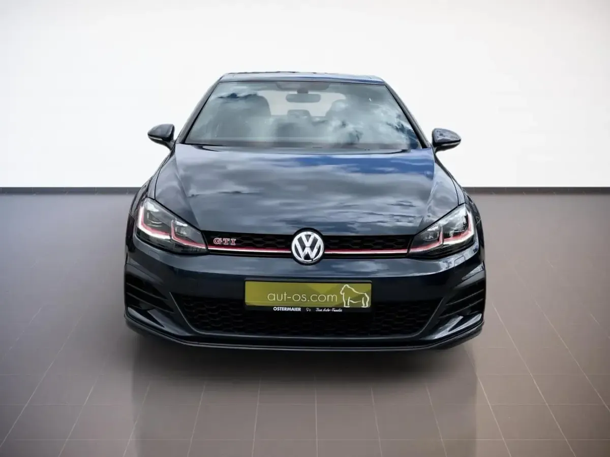 Gebraucht VW Golf VIII GTI 245 PS (180 kW) 2020