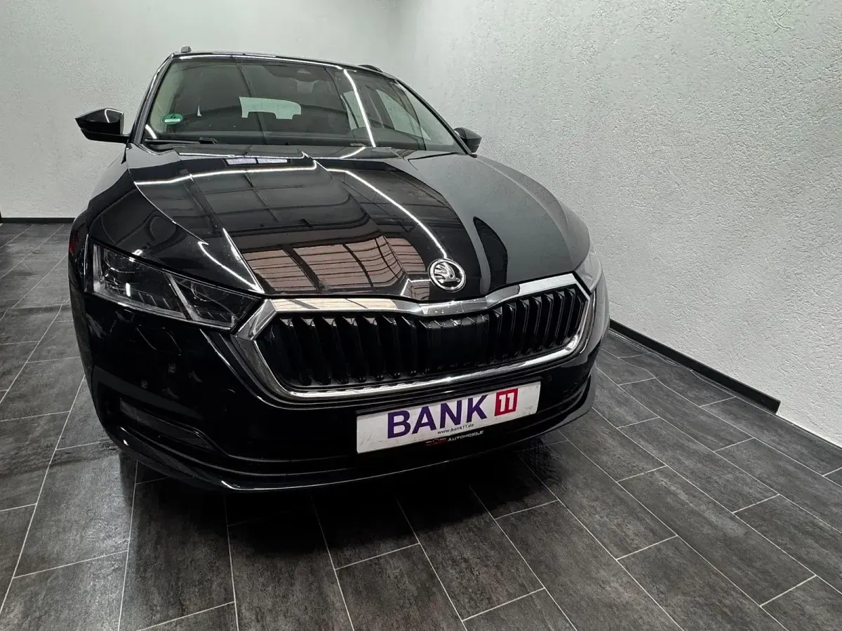 Gebraucht Skoda Octavia Ambition 116 PS (85 kW) 2022 Schwarz Kombi