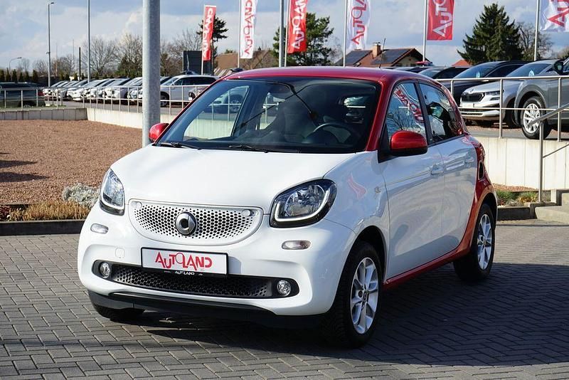 Gebraucht Smart ForFour Passion 90 PS (66 kW) 2019 Weiss Kleinwagen