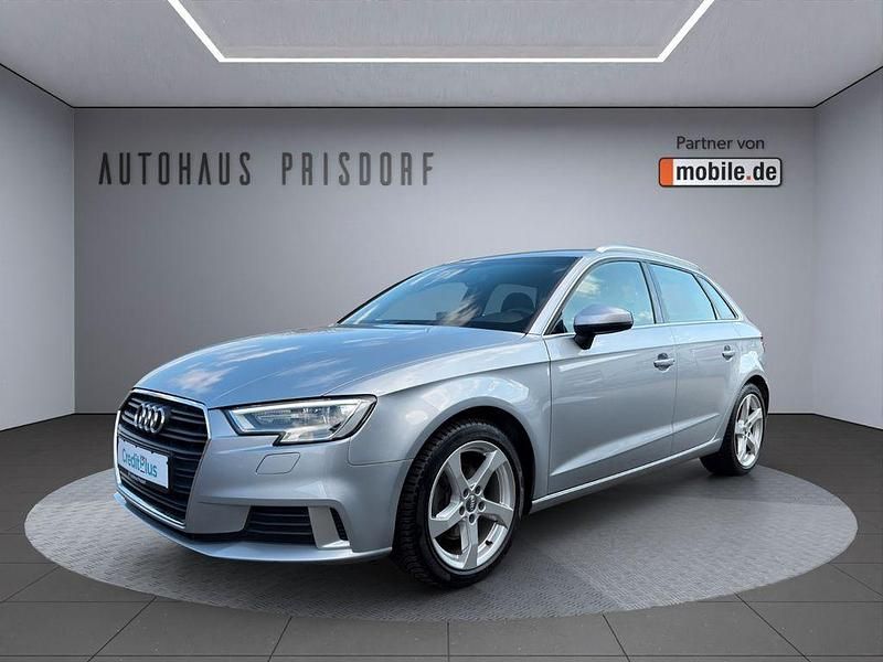 Gebraucht Audi A3 Sport 150 PS (110 kW) 2019 Silber Limousine