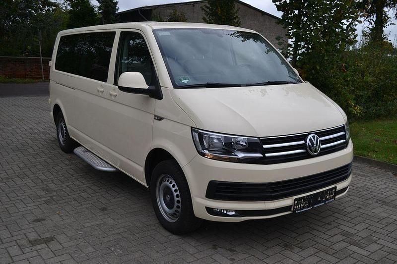 Gebraucht VW Caravelle 150 PS (110 kW) 2016 Beige Limousine